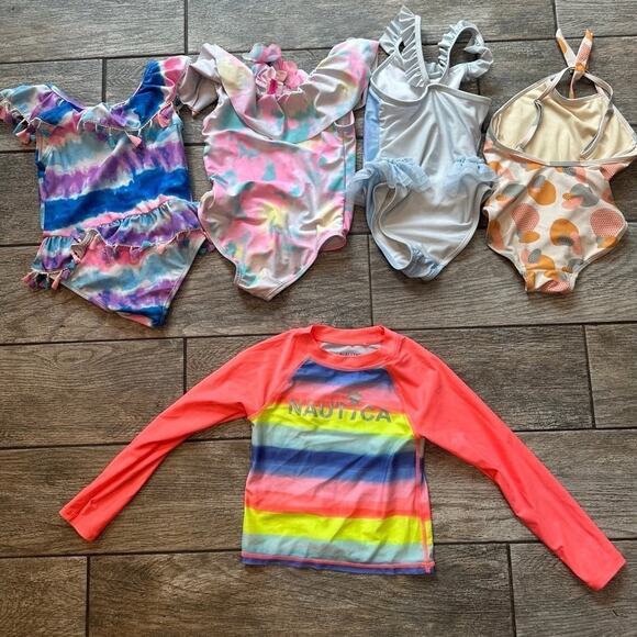 Size 4 disney Frozen swimsuit bundle - Picture 12 of 12